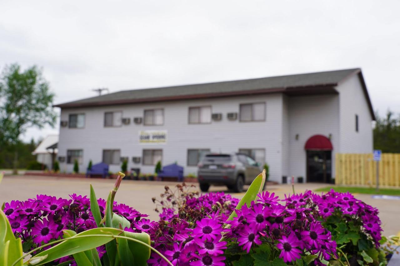 Model Towne Inn Motel Gwinn ภายนอก รูปภาพ