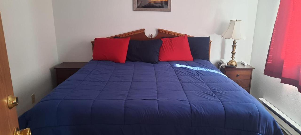 Model Towne Inn Motel Gwinn ภายนอก รูปภาพ
