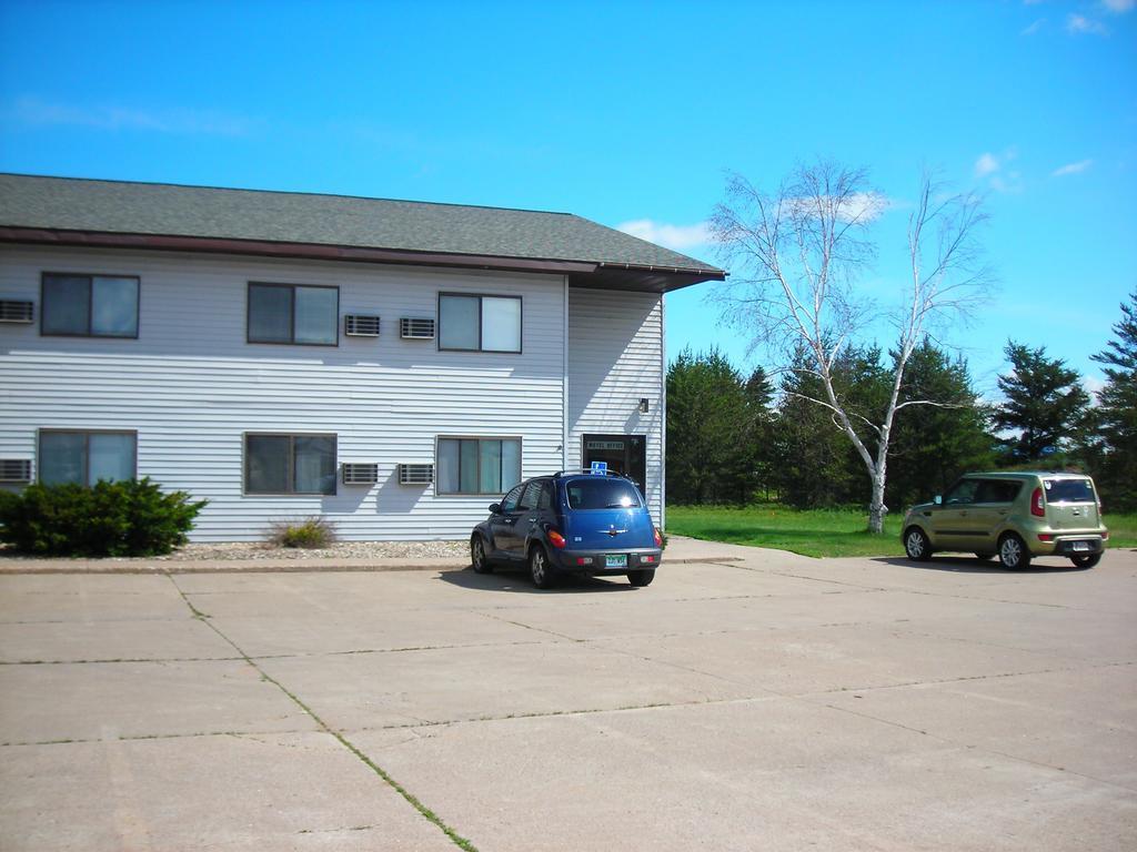 Model Towne Inn Motel Gwinn ภายนอก รูปภาพ